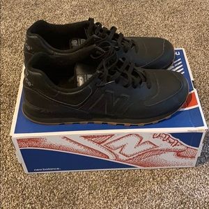 New Balance 574 Black/Black with Gum Sole